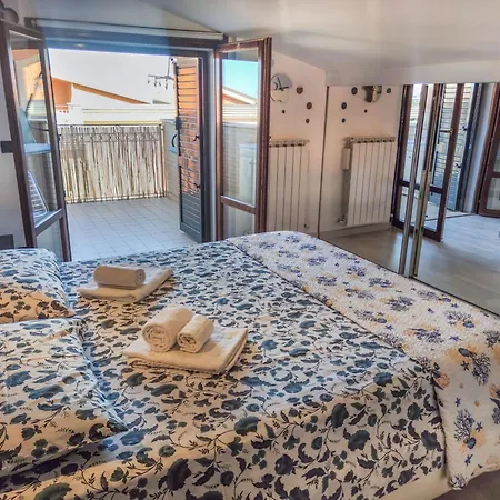 Andrew Villa Rosa Di Martinsicuro