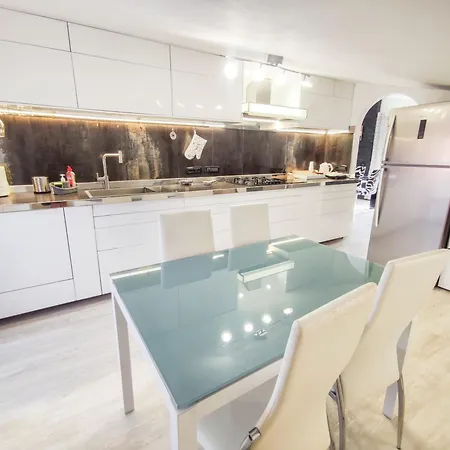 Apartment Andrew Villa Rosa Di Martinsicuro