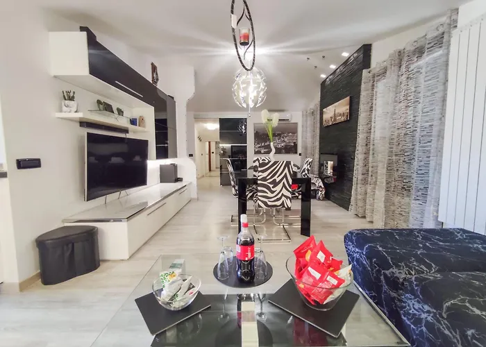 Andrew * Villa Rosa Di Martinsicuro