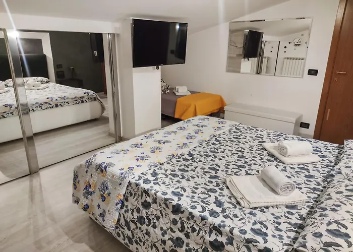 Andrew Villa Rosa Di Martinsicuro